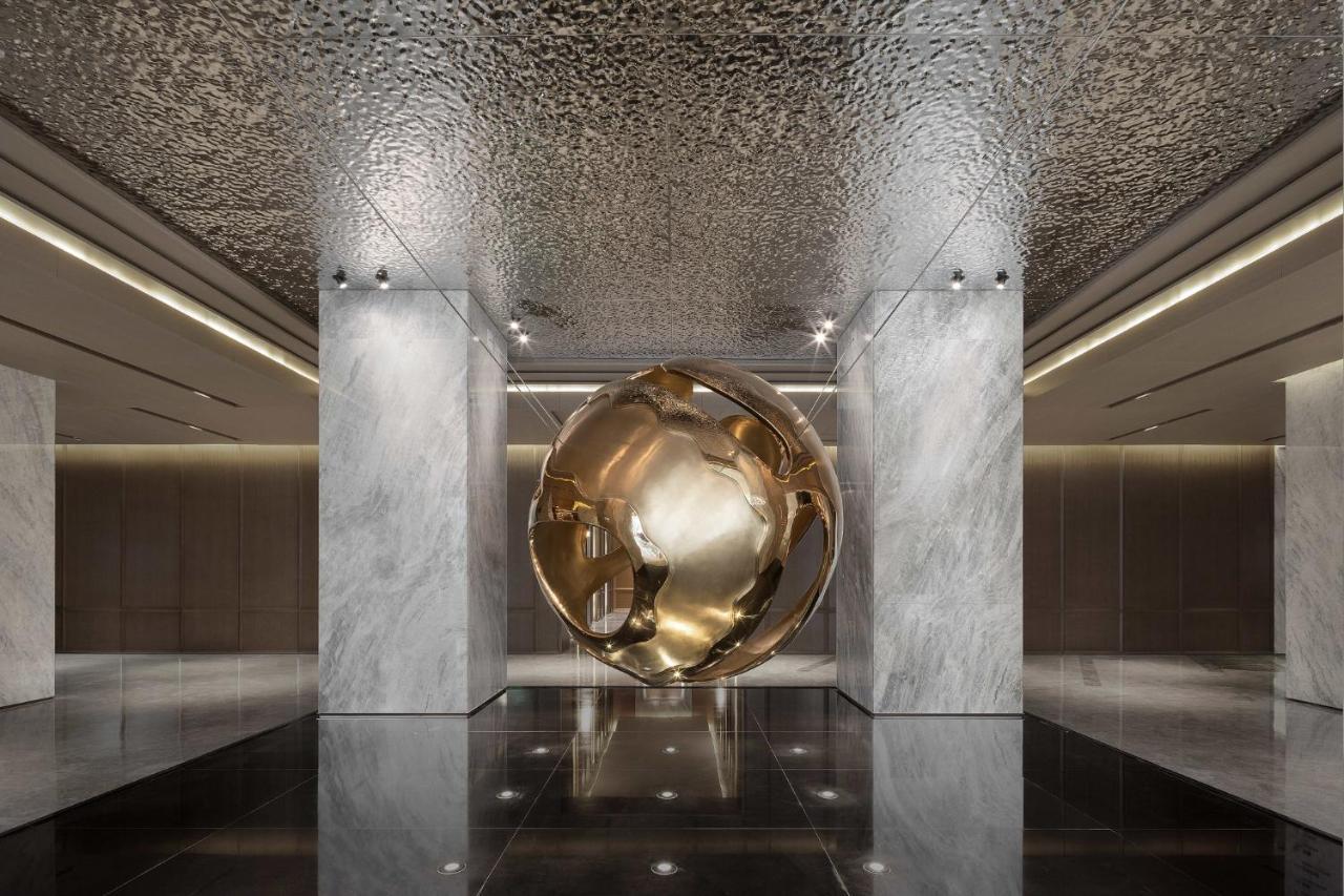 Holiday Inn Shanghai Huaxia By Ihg - Overlooking City Scenery At Sky View Restaurant Bagian luar foto