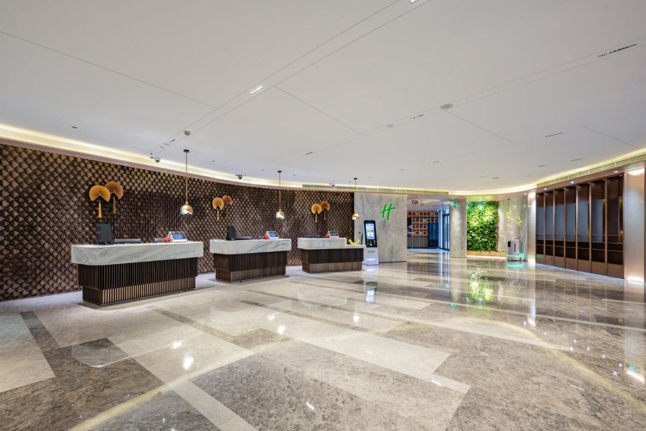Holiday Inn Shanghai Huaxia By Ihg - Overlooking City Scenery At Sky View Restaurant Bagian luar foto