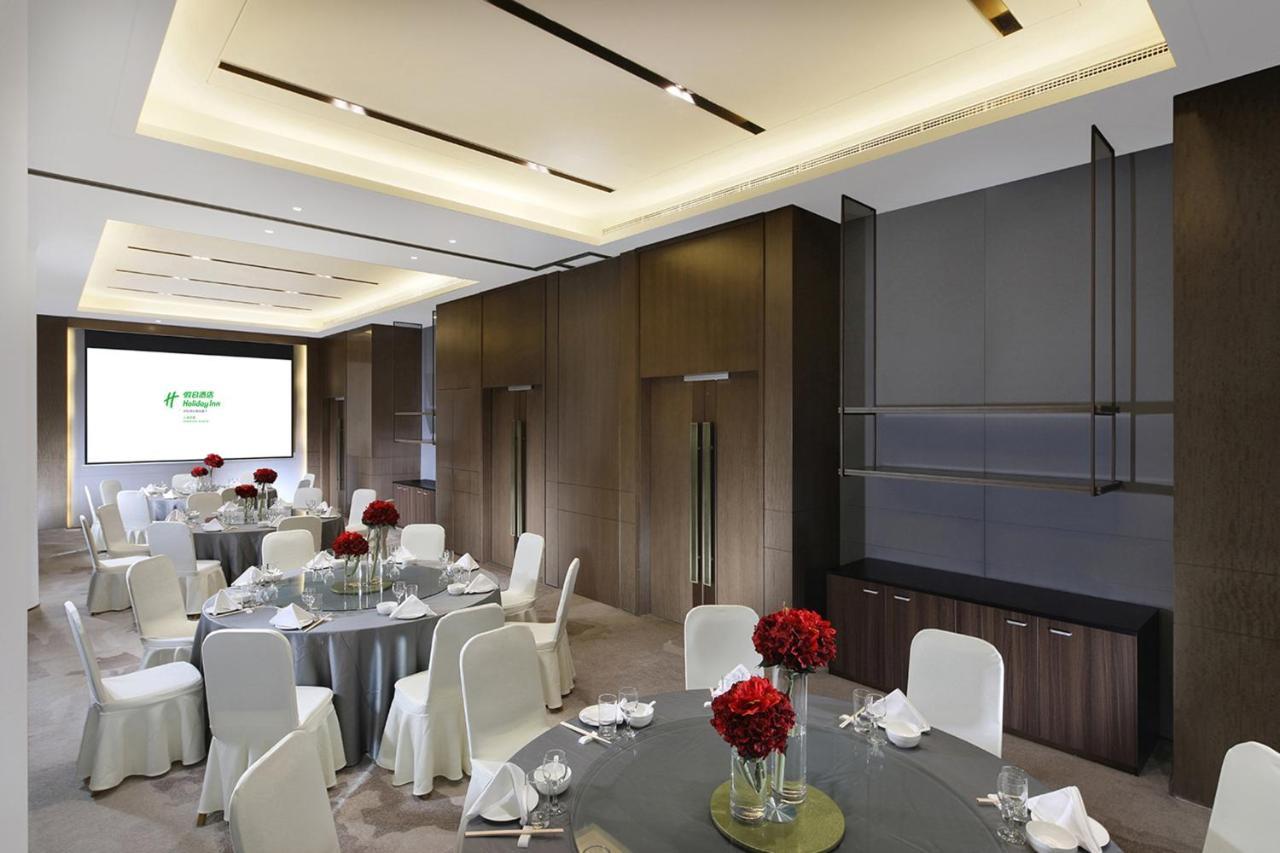 Holiday Inn Shanghai Huaxia By Ihg - Overlooking City Scenery At Sky View Restaurant Bagian luar foto